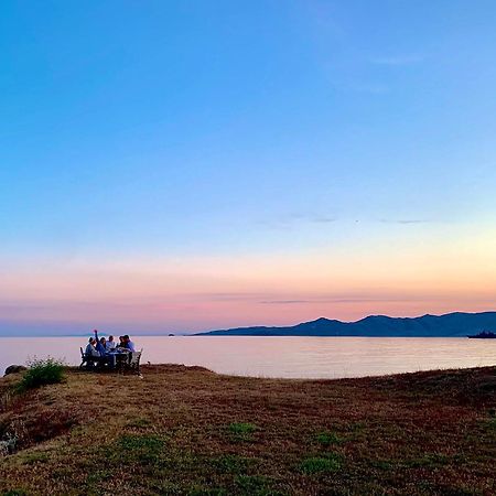 Beach House Set In A Beautiful Bay Karystos  Exteriér fotografie