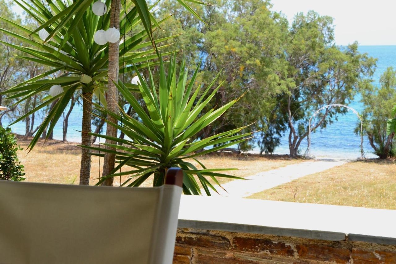 Beach House Set In A Beautiful Bay Karystos  Exteriér fotografie